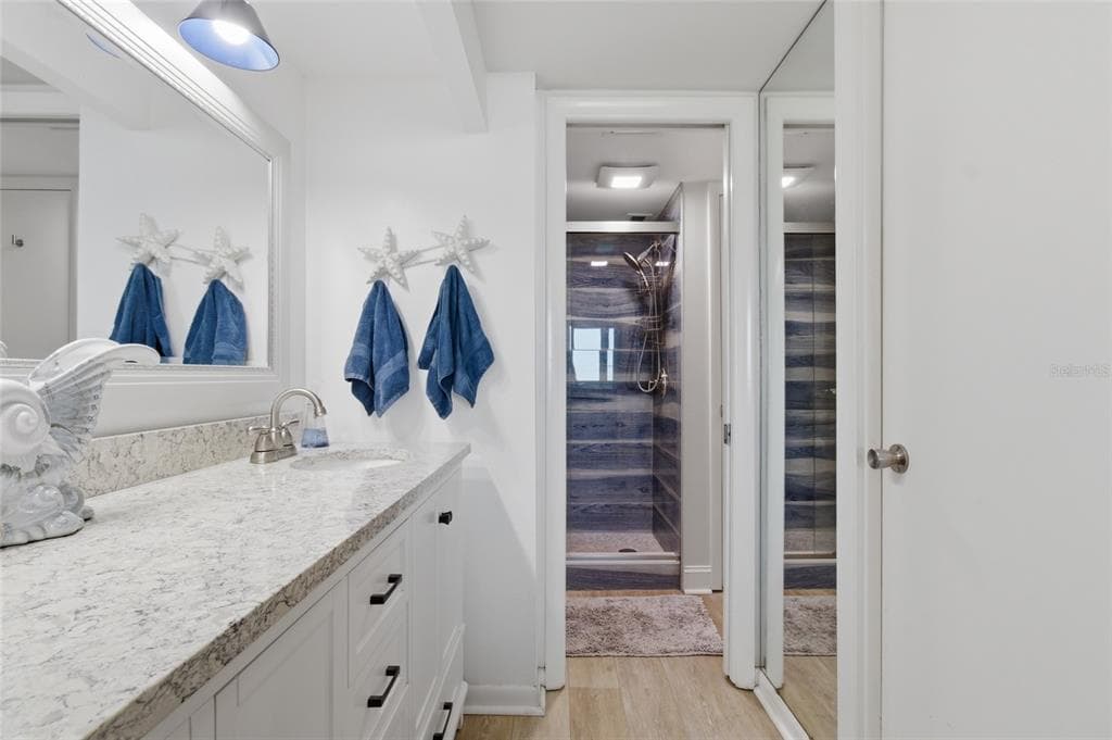 2616 COVE CAY DRIVE 502 photo 25