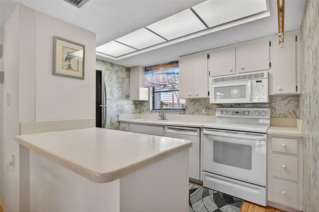 1461 AQUI ESTA DRIVE B3 photo 11