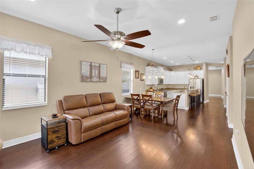 6870 SHIMMERING DRIVE photo 20