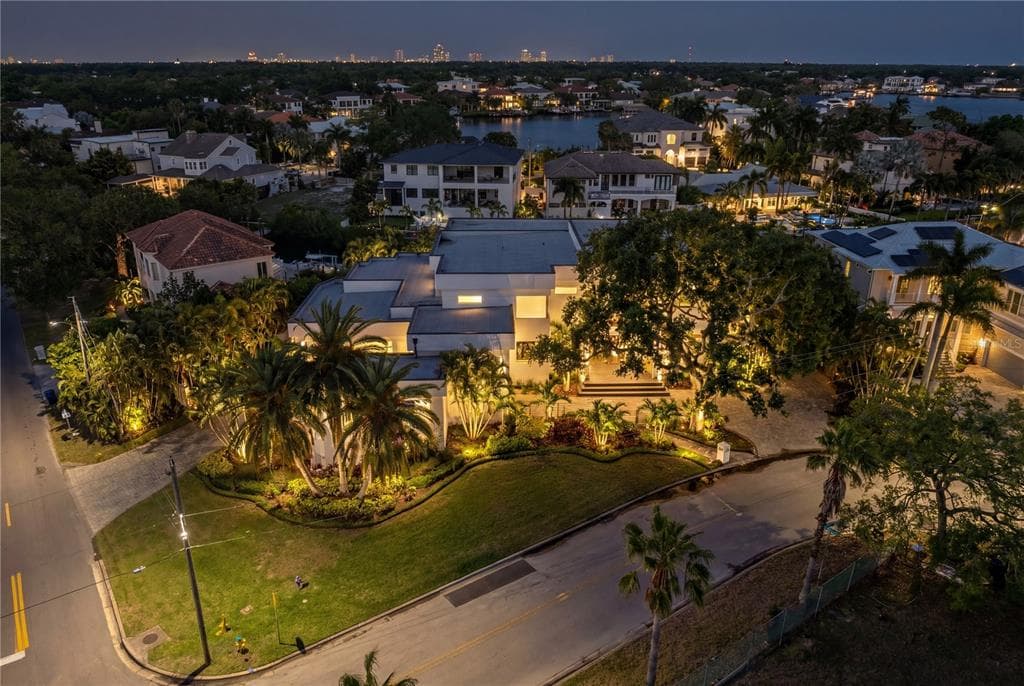 2 SANDPIPER ROAD 5