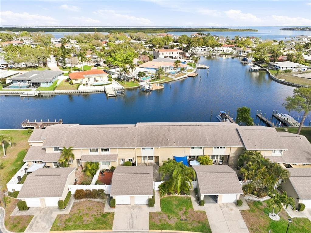 6537 CAPE HATTERAS WAY NE #4 2