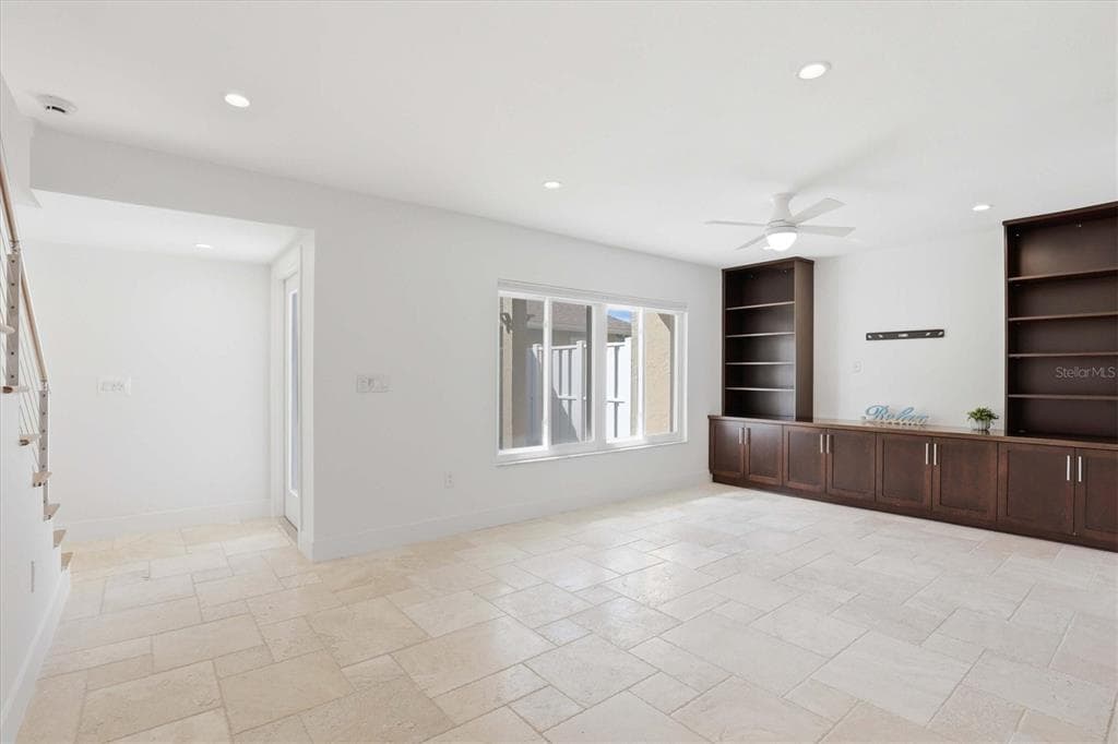 6537 CAPE HATTERAS WAY NE 4 photo 21
