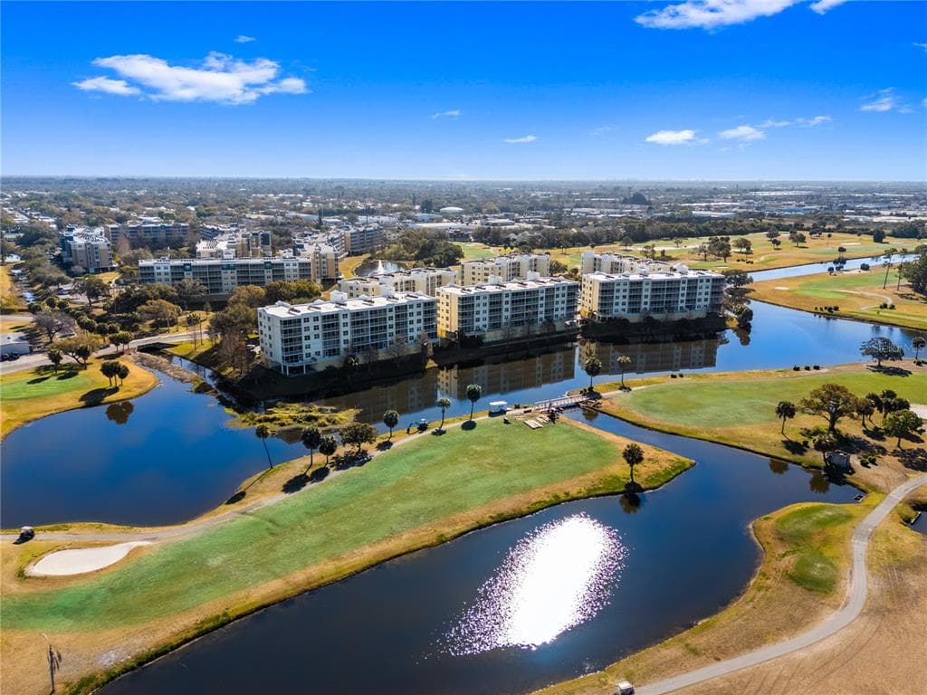 1200 COUNTRY CLUB DRIVE 1206 photo 3
