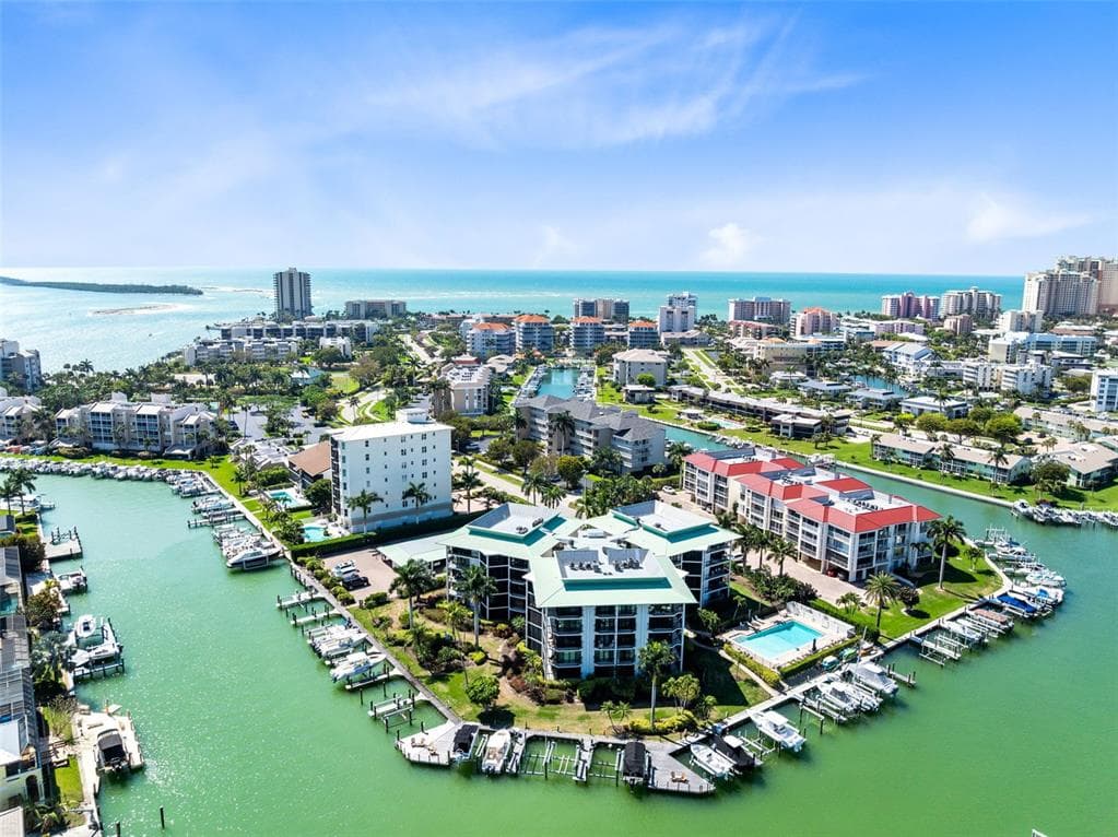 845 COLLIER COURT #306 4