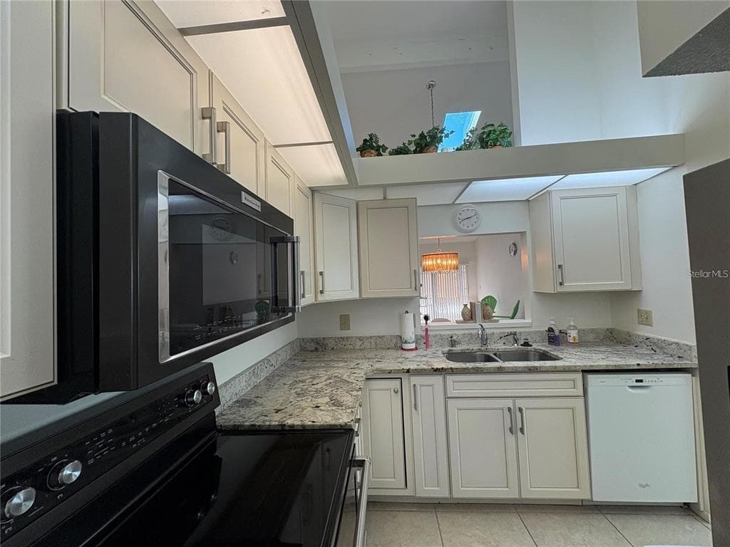 7234 CLOISTER DRIVE 7234 photo 9