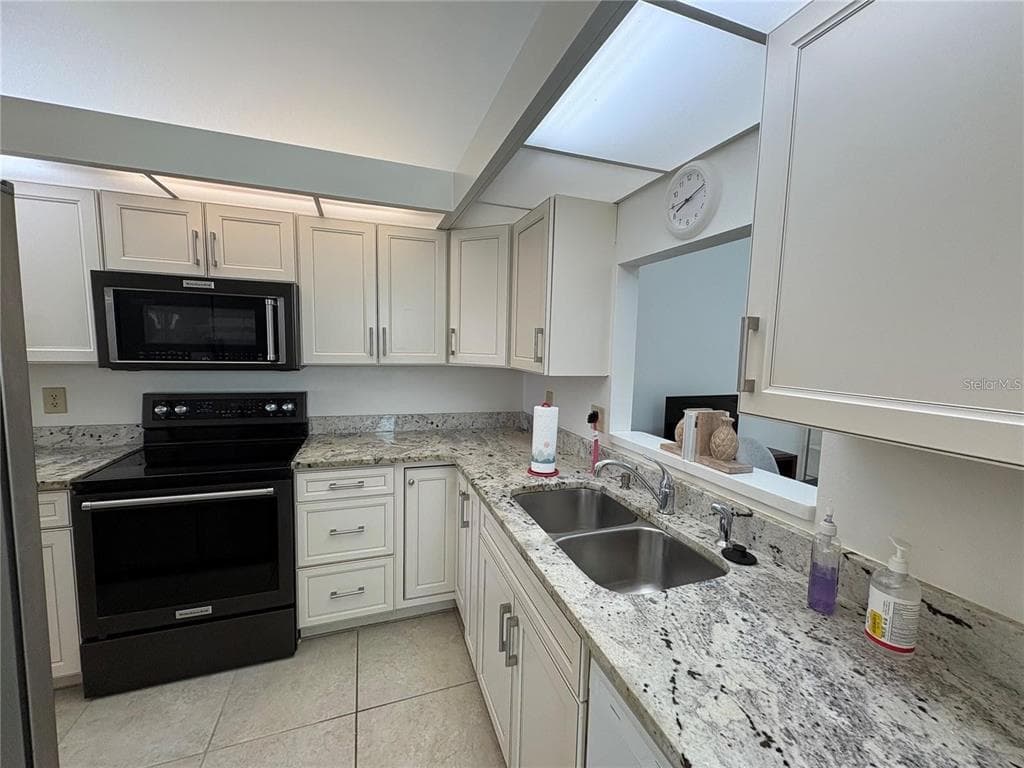 7234 CLOISTER DRIVE 7234 photo 10