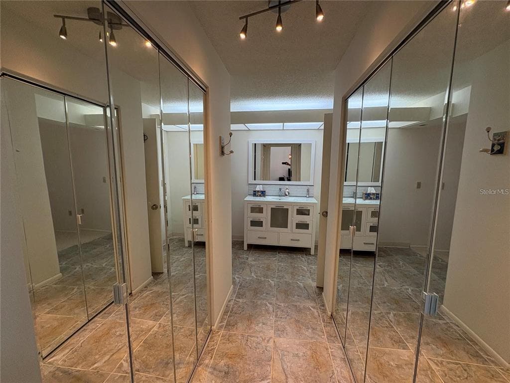 7234 CLOISTER DRIVE 7234 photo 18