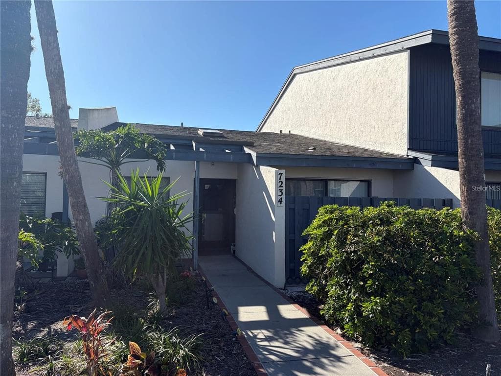 7234 CLOISTER DRIVE 7234 photo 4