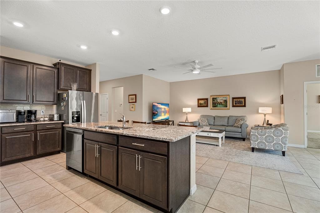 16478 WOODSIDE GLEN photo 21