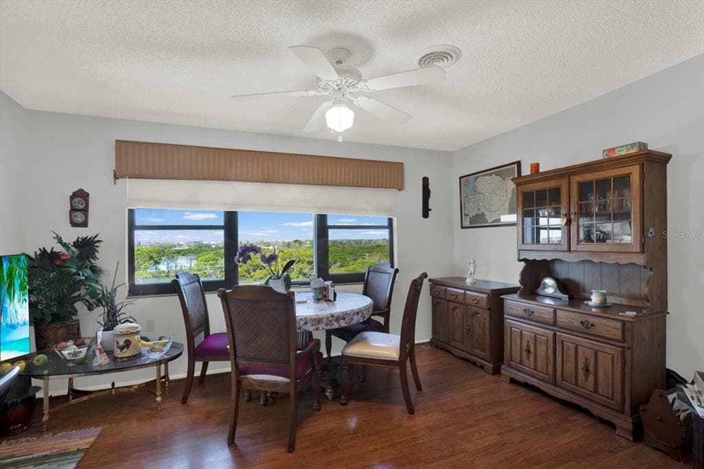 8186 TERRACE GARDEN DRIVE N 601 photo 13