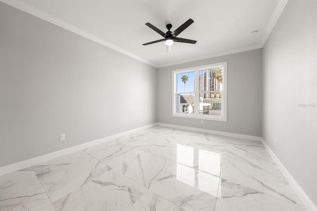 211 DOLPHIN POINT 201 photo 17