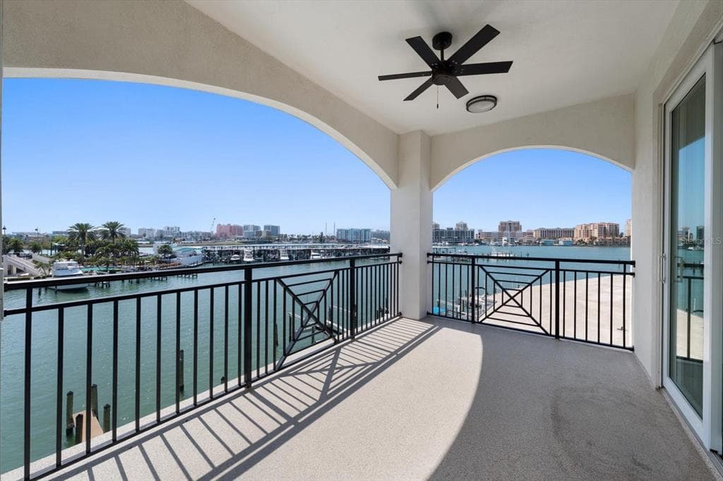211 DOLPHIN POINT 303 photo 13