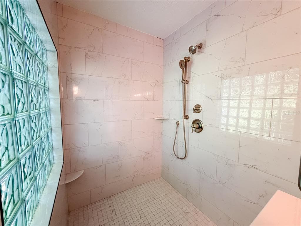 410 SW 56TH AVENUE photo 7