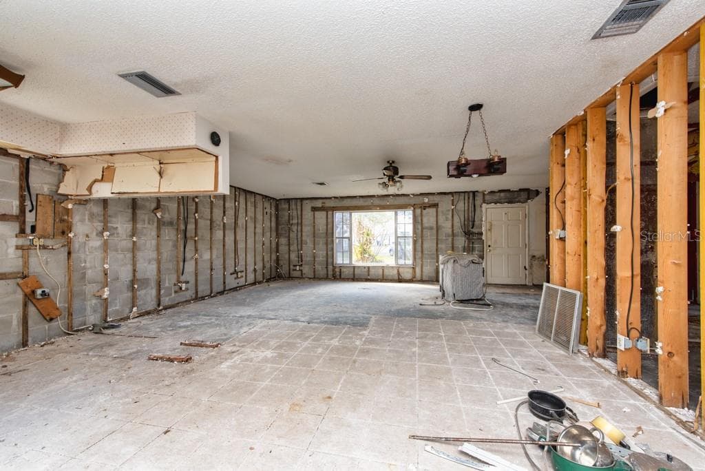 8848 W MILLPOINT ROAD 5