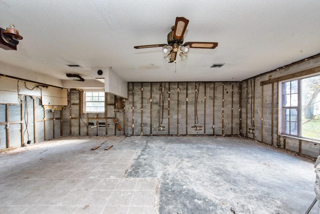 8848 W MILLPOINT ROAD 4