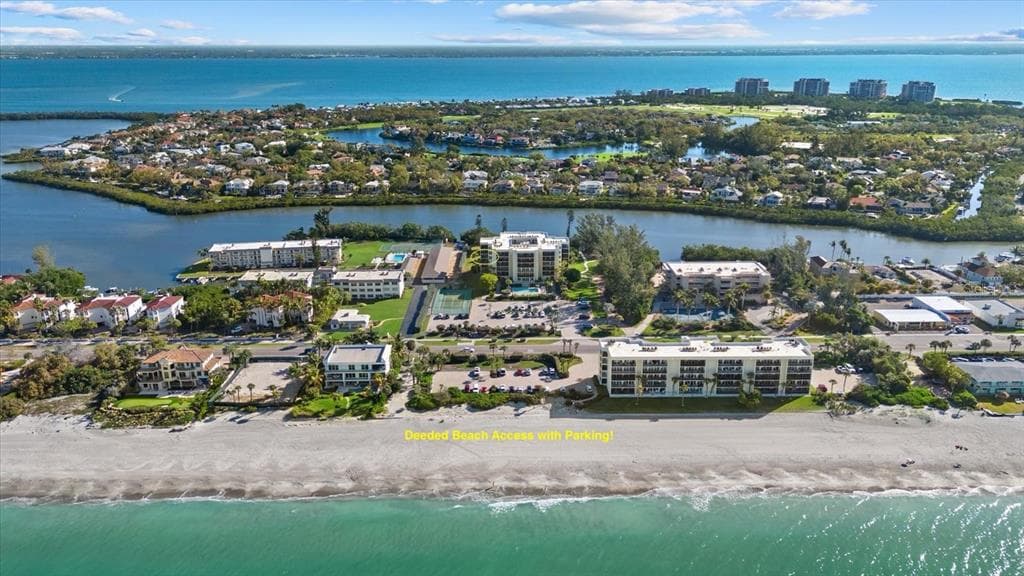 3240 GULF OF MEXICO DRIVE B402 photo 2