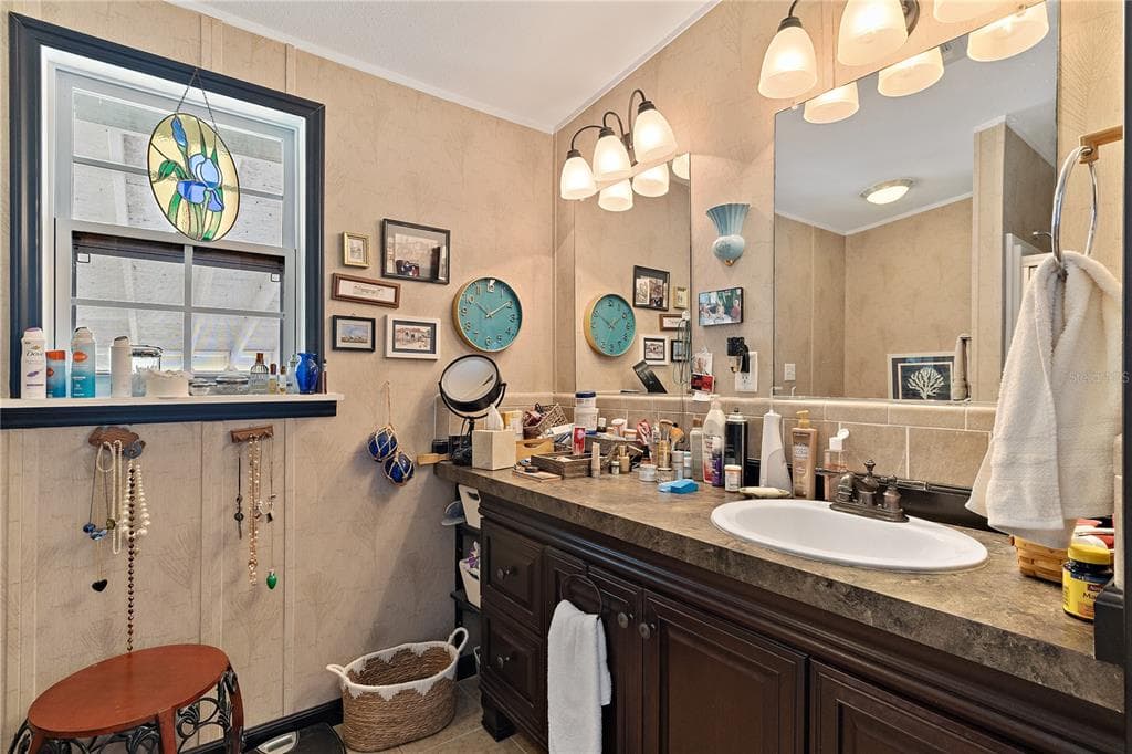 4200 ALMAR DRIVE photo 22