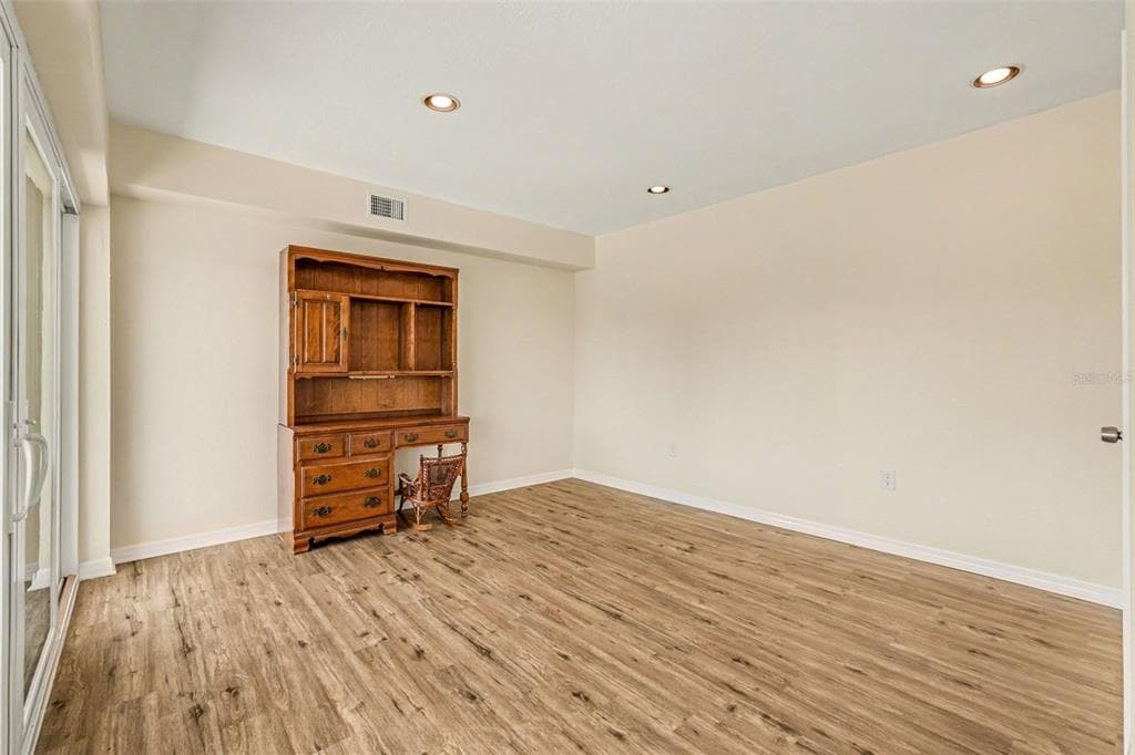6340 SPOONBILL DRIVE photo 20