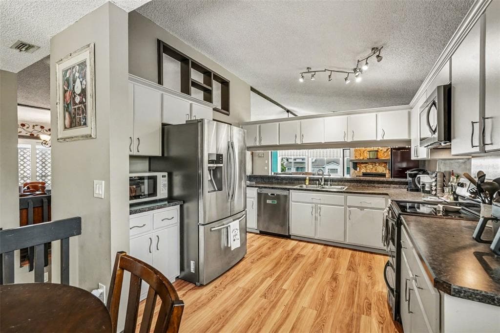 6340 SPOONBILL DRIVE photo 10