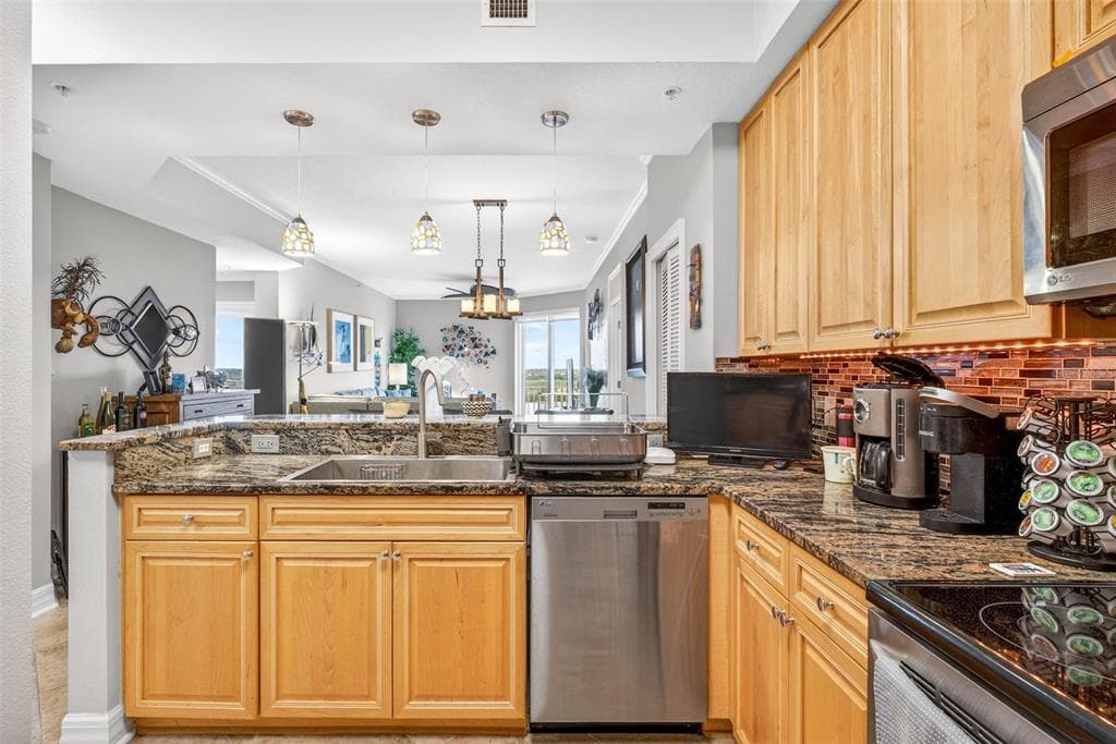 4516 SEAGULL DRIVE #902 3