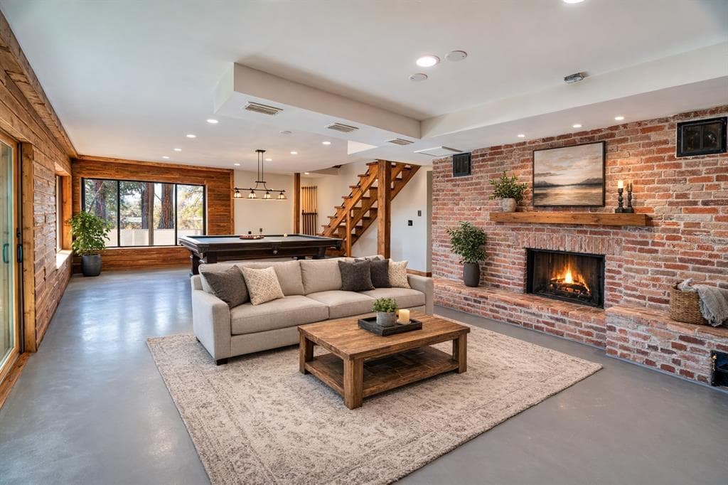 123 MASON LAKE TRAIL 4