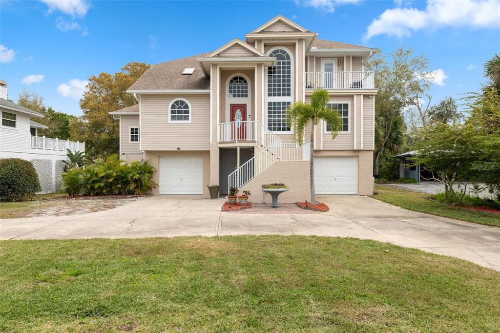 3114 BLUFF BOULEVARD 2