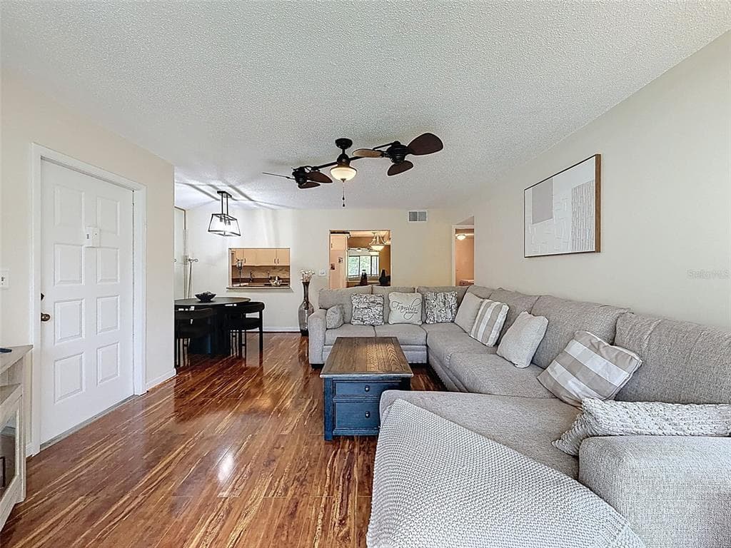 1488 PINE GLEN LANE B2 photo 8
