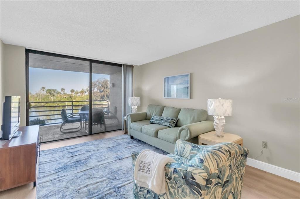 4823 EBBTIDE LANE UNIT #104 #104 5
