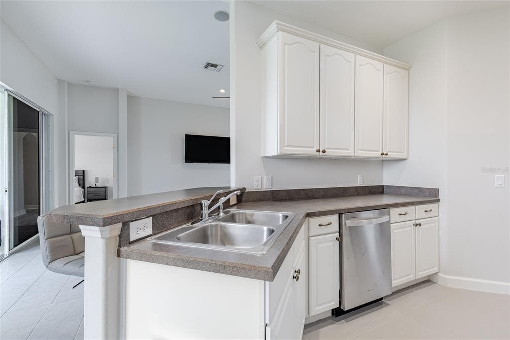 3804 BAYSHORE CIRCLE photo 19