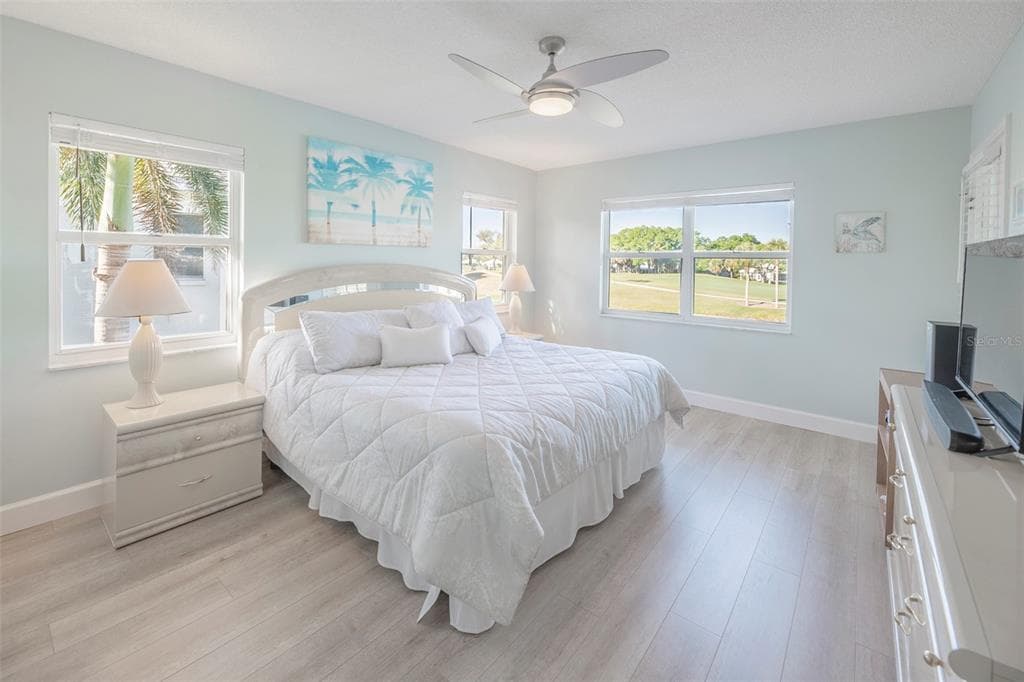 425 CERROMAR TERRACE 459 photo 12