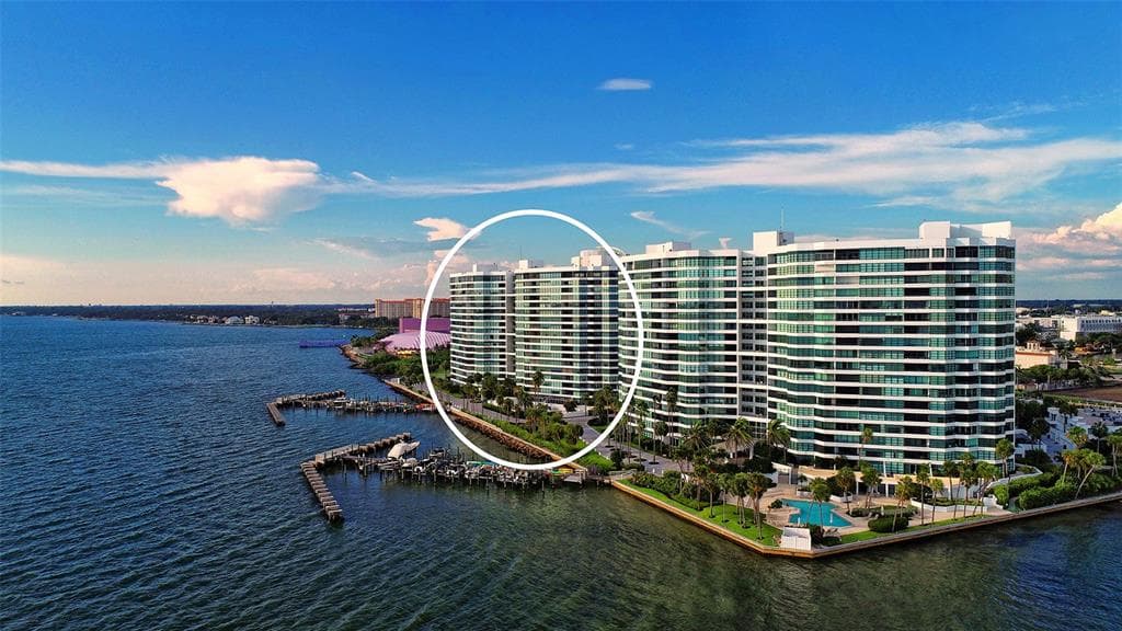 988 BLVD OF THE ARTS 1411 photo 1