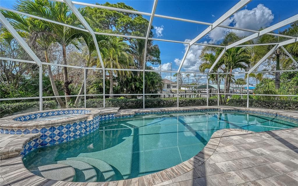121 HOLLY AVENUE 5