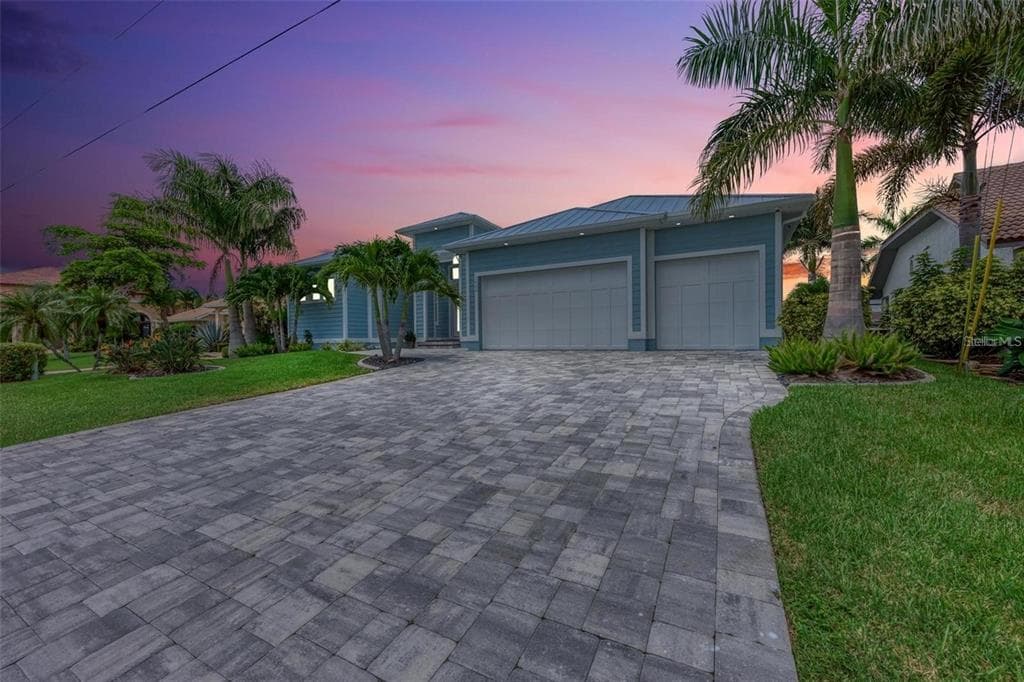 1430 SEA GULL COURT photo 1