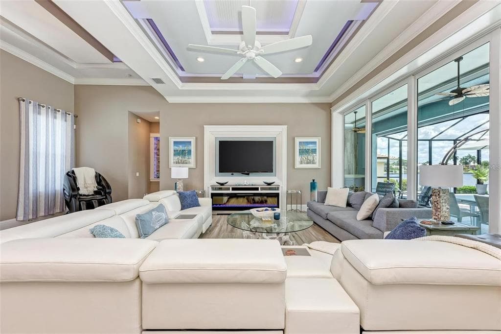 1430 SEA GULL COURT photo 5