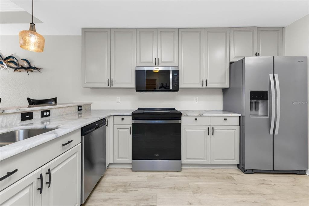 3322 PURPLE MARTIN DRIVE #125 3