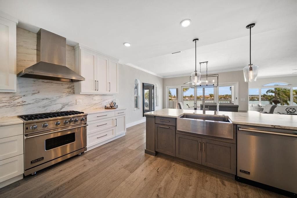 8685 E BAY DRIVE photo 7