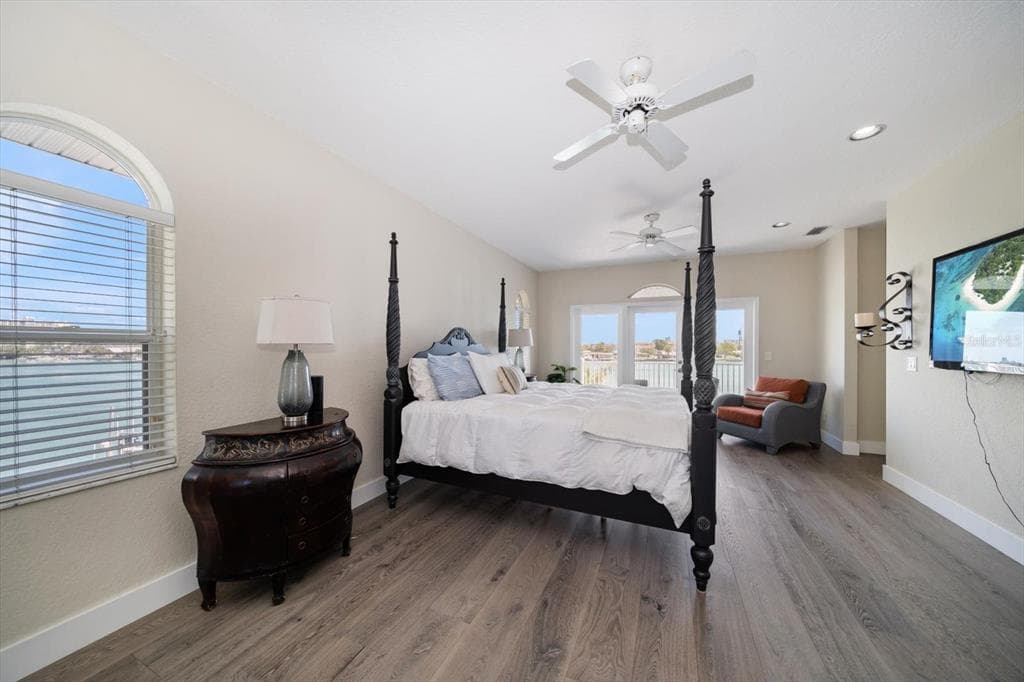 8685 E BAY DRIVE photo 25