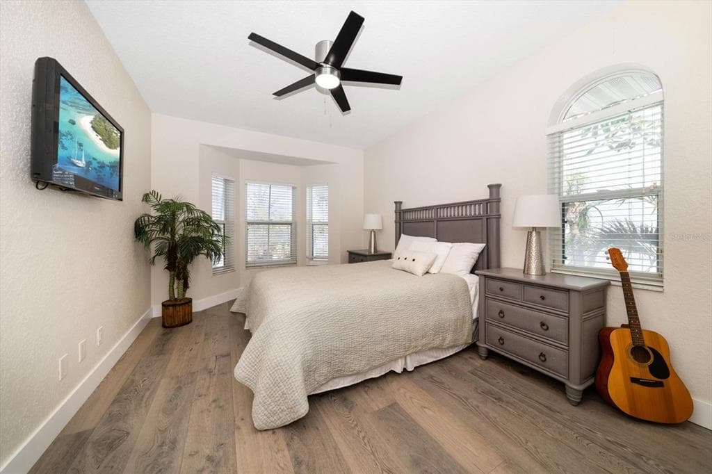 8685 E BAY DRIVE photo 21