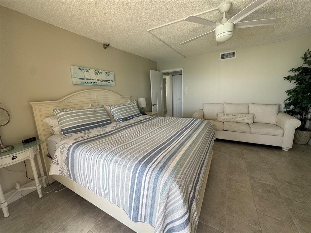 15000 GULF BOULEVARD 1108 photo 13