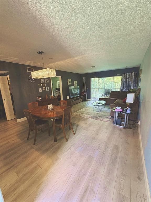 140 LAKE MERYL DRIVE 233 photo 10