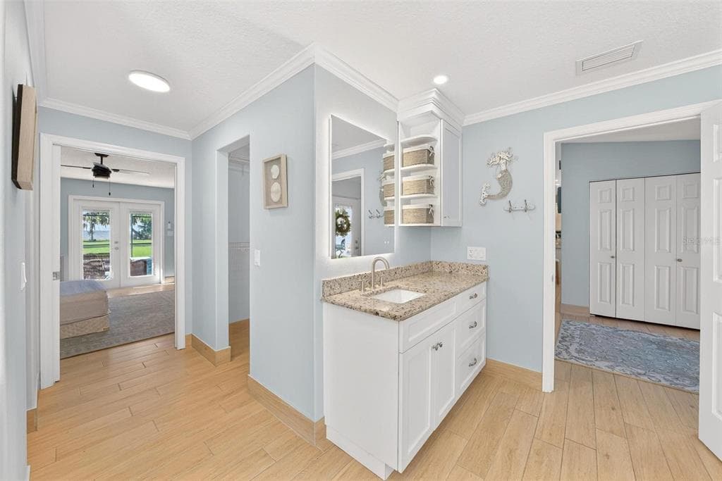 10220 BUMBLEBEE LANE photo 23
