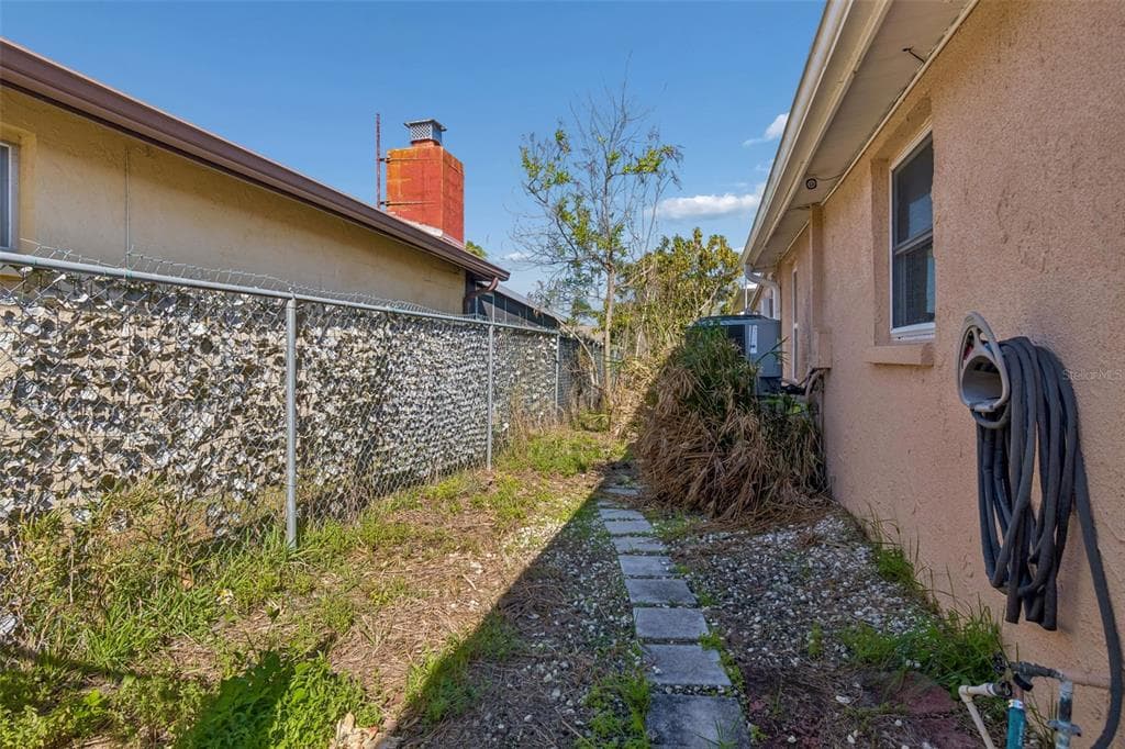 9900 ISLAND HARBOR DRIVE photo 7