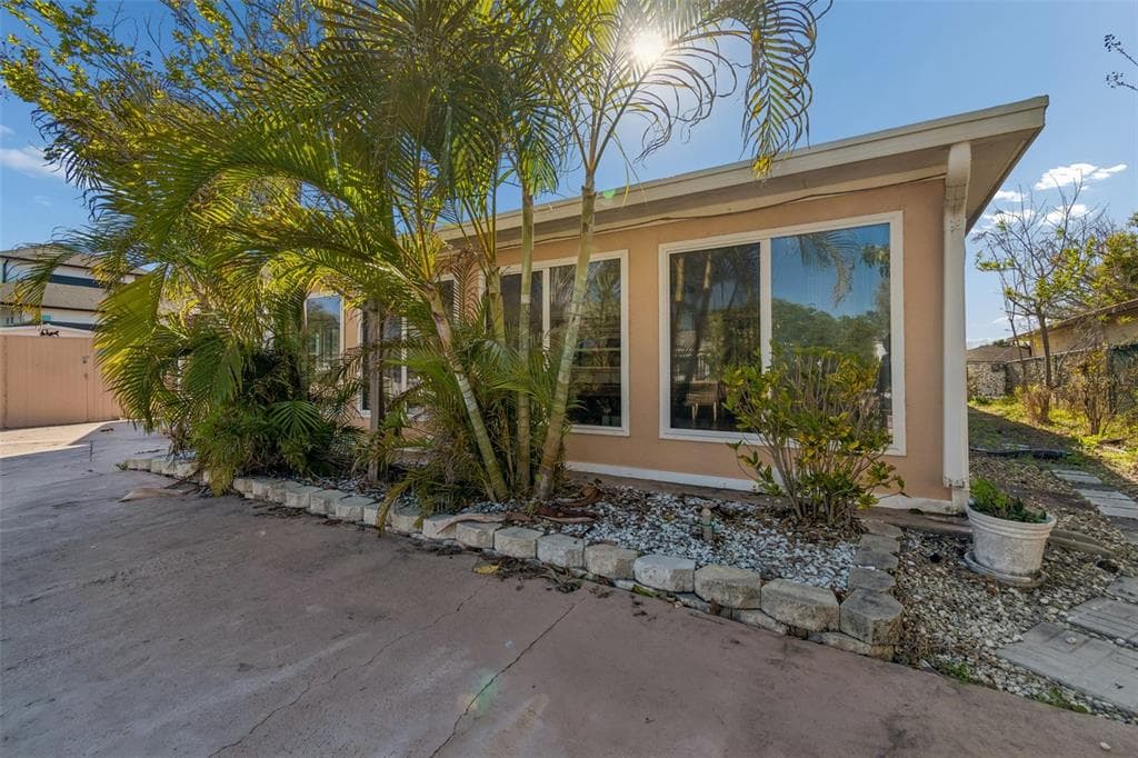 9900 ISLAND HARBOR DRIVE photo 11