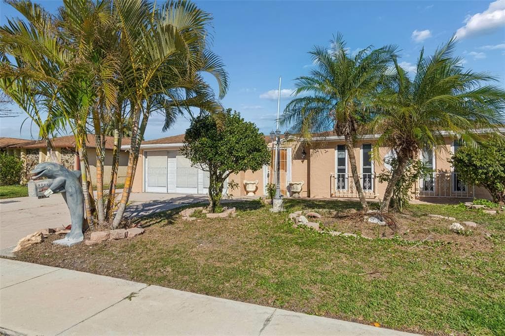 9900 ISLAND HARBOR DRIVE 4