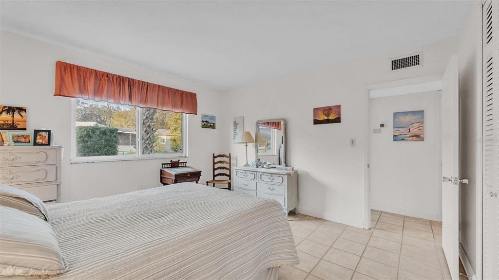 1600 W LAKE PARKER DRIVE B9 photo 13