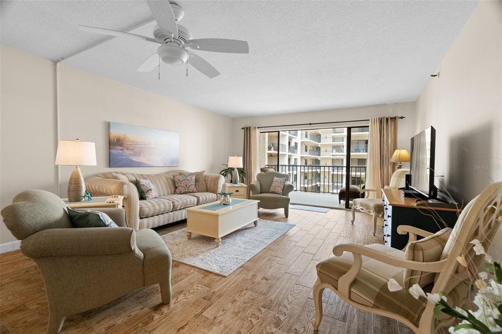 19531 GULF BOULEVARD 414 photo 8