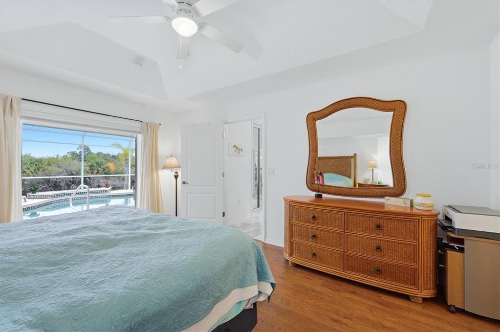 300 BAYTREE DRIVE photo 22