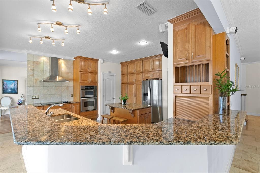13548 LAKE MAGDALENE DRIVE photo 12