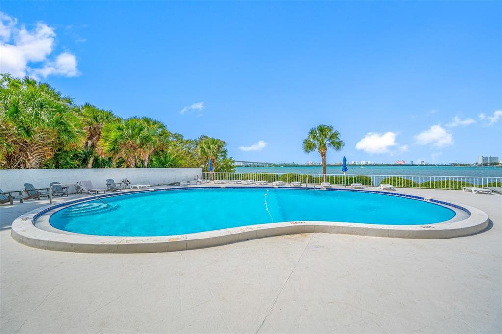 500 N OSCEOLA AVENUE #810 3