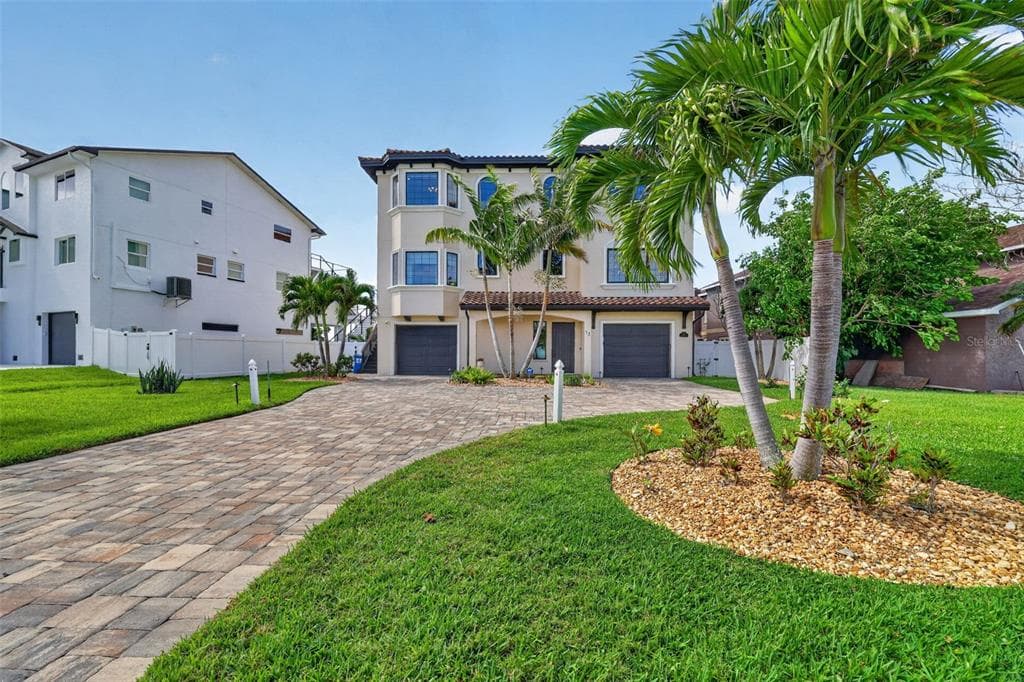 13 TREASURE LN 2